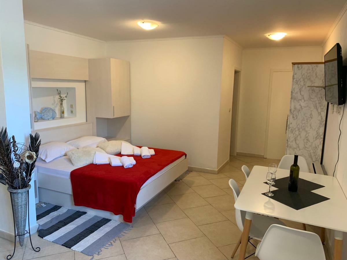 Villa Hills Makarska Exterior foto